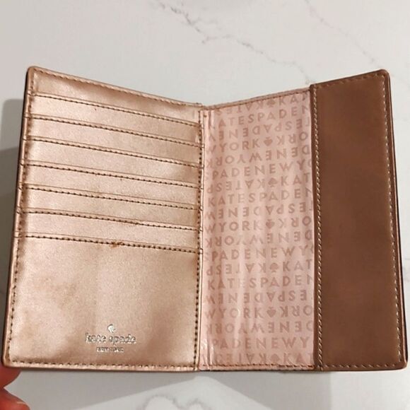 Kate Spade Metallic Rose Gold Leather Passport Holder Card Wallet - Picture 8 of 9